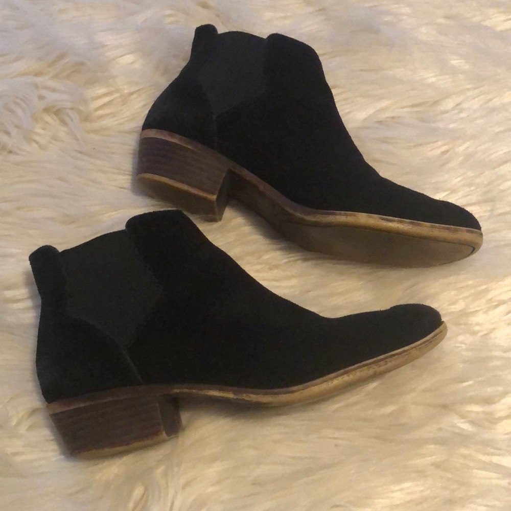Lucky Brand black suede booties